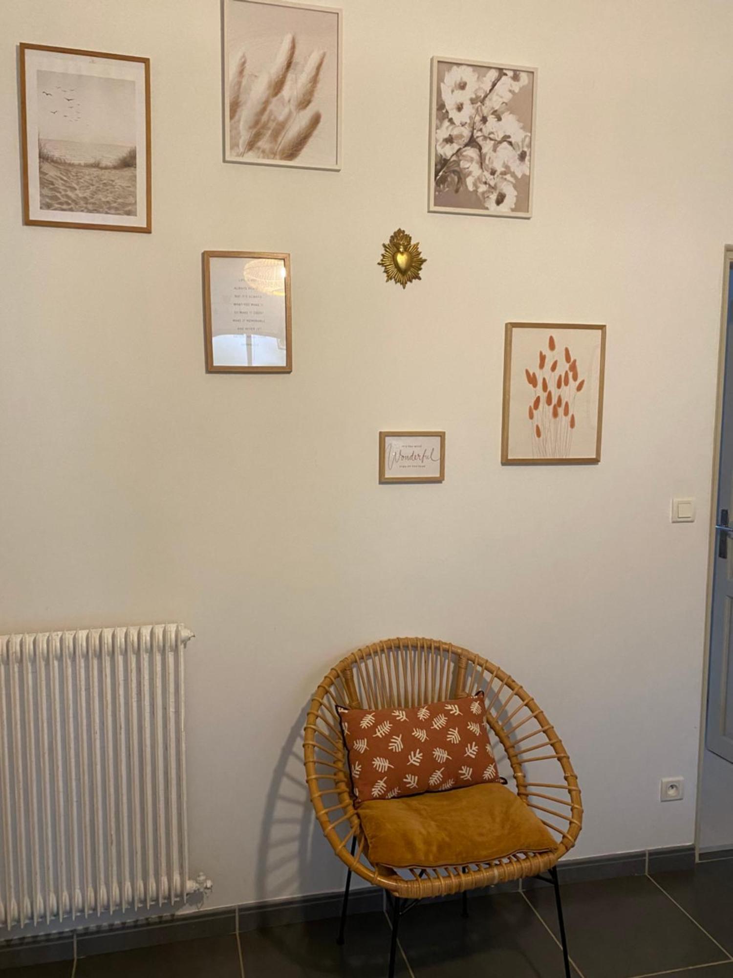 Appartement Proche Des Remparts Et Tous Commerces. Montreuil  Exteriör bild